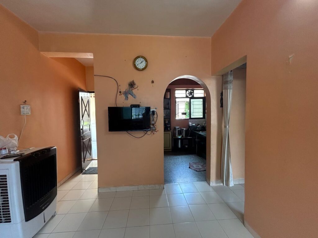 Luxurious Fully Furnished 2BHK Flat For Sale